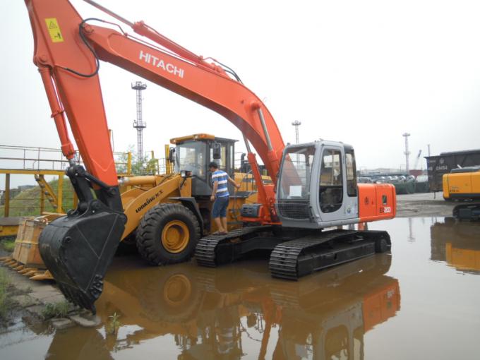 98.4Kw 5680mm 2000-jähriger benutzter Hitachi Bagger der Boom-Längen-EX200-5 0